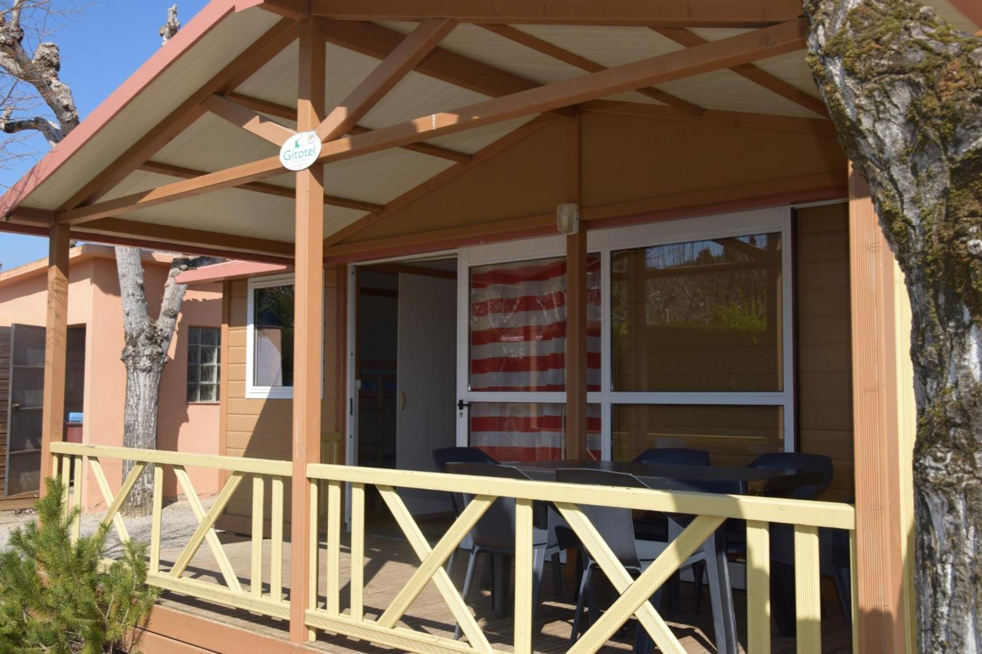 Camping Bungalow El Llac De Banyoles Porqueres Bilik gambar